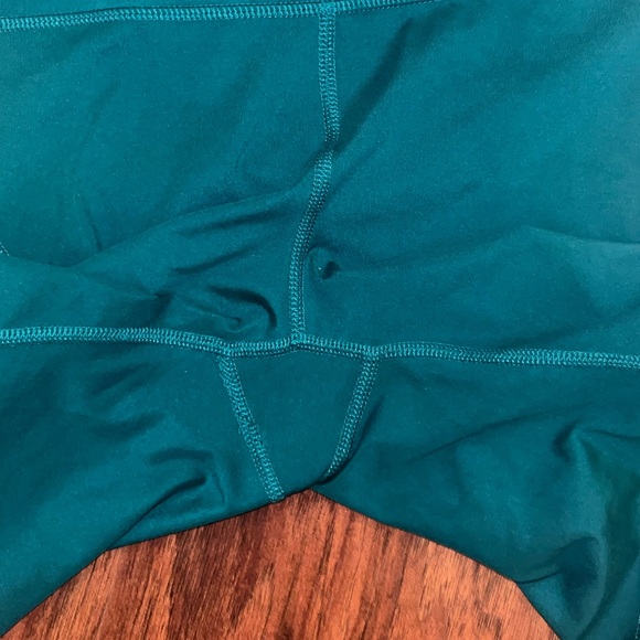 Xersion LIKE NEW Women’s Biker Shorts - Teal/Lime Green - Large - Picture 7 of 7